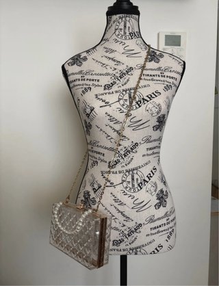 Bolso de fiesta transparente con perlas