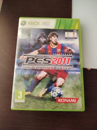 Carátula PES 2011 Xbox 360 Sin juego