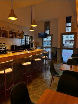 Traspaso Bar/Cafetería en Avenida Arlanzón 35