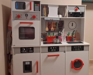 Cocinita infantil de madera