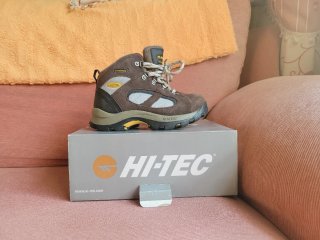 Botas de Montaña Hi-Tec Waterproof Talla 33