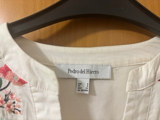 Camisa bordada Pedro del Hierro en la talla S