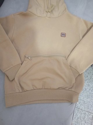 Sweater com capuz rapaz bege