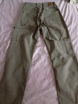 Pantalón cargo verde mujer