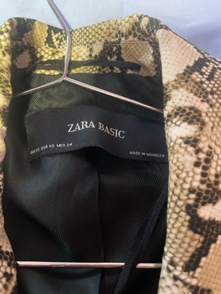 Americana Zara Basic Estampado Serpiente