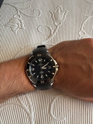 Reloj Marea Hombre Negro y Plateado