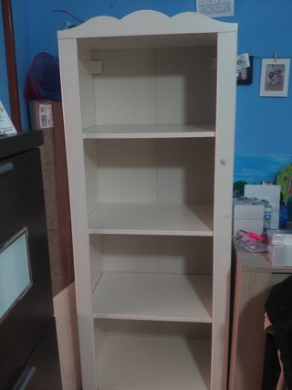 Estantería Blanca de Madera
