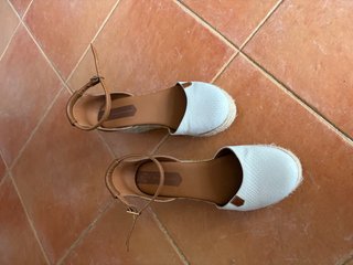 Sandalias Popa Blancas Talla 37