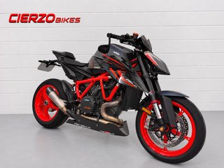 KTM 1290 SUPER DUKE R