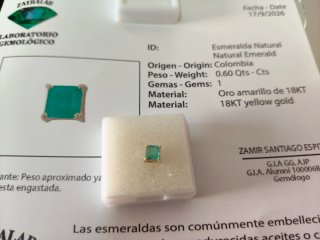 Colgante Esmeralda Natural 0.60 Qts Oro 18K