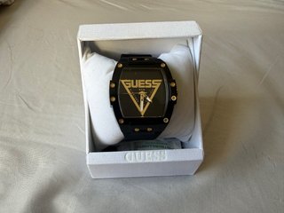 Reloj Guess Negro y Dorado Hombre