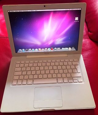 Apple MacBook A1181 13 pulgadas