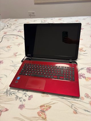 Portátil Toshiba Satellite L50-B i5