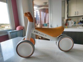 Bicicleta de equilibrio XJD para bebé