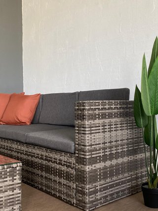 Nuevo conjunto de jardin! Sofa rinconera + mesa de ratan