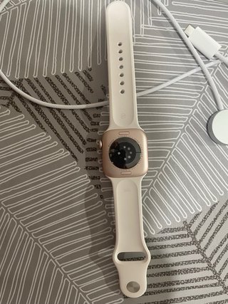 Apple Watch Series 11 42mm Dorado