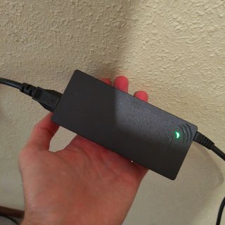 Mini PC CHUWI AuBox Ryzen 7 8745HS 16GB DDR5