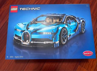 LEGO Technic Bugatti Chiron 42083