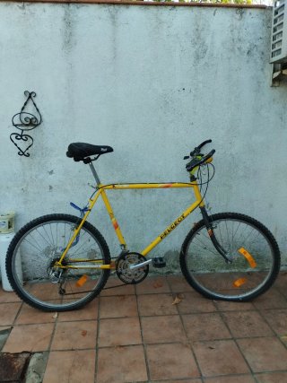 Bicicleta de Montaña Peugeot Amarilla
