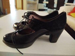 Zapatos de tacón negros