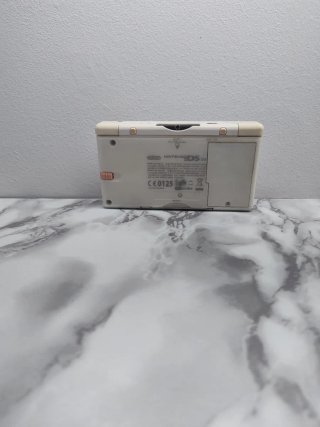 Nintendo DS LITE cargador + juegos