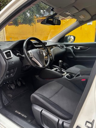 Nissan Qashqai 2016  97 000km con bola de remorque