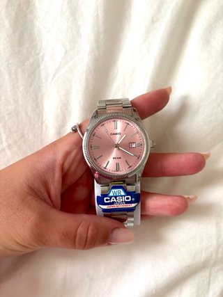 Reloj Casio Rosa y Plateado
