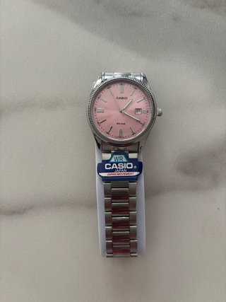 Reloj Casio Rosa y Plateado