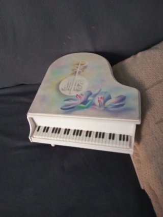 Joyero Musical con Forma de Piano