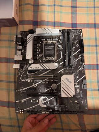 Pack Placa Base Asus Prime B760-Plus y Noctua