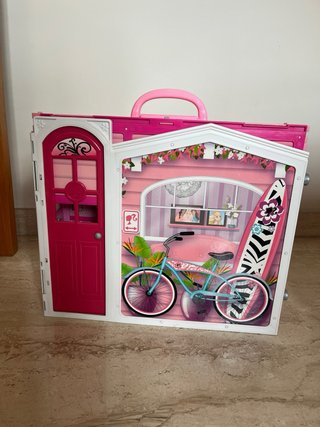 Casa maletín de Barbie