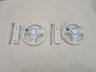 2 Mandos Wii + 2 Volantes Wii + 2 Correas