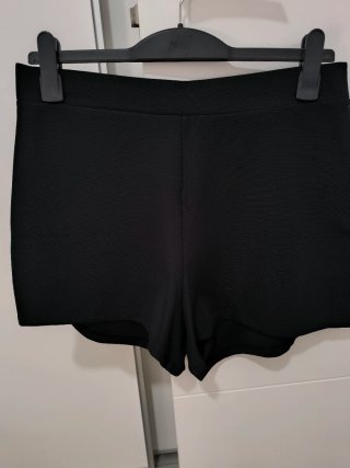 Pantalón corto Zara mujer negro
