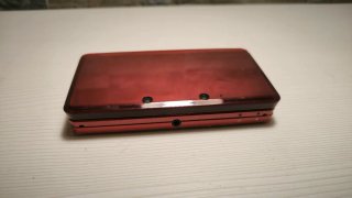 Nintendo 3DS Roja + cargador + palito
