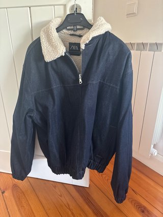 Casaco Zara ganga azul com pelo