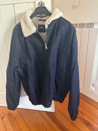 Casaco Zara ganga azul com pelo