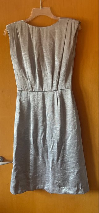 Vestido de fiesta plateado