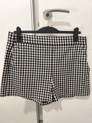 Pantalón corto cuadros mujer