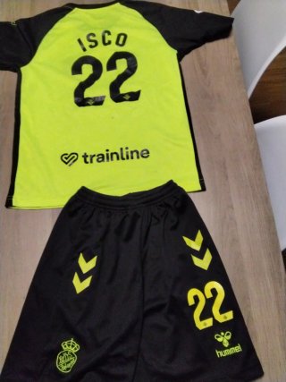 Lote de fútbol: Balón, botas y equipación