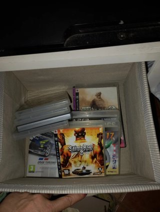 Consola PlayStation 3 (PS3) Negra y 8 juegos