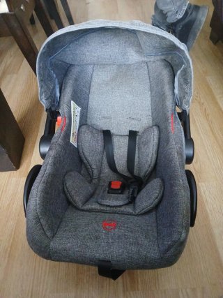 Maxicosi Gris para Bebé