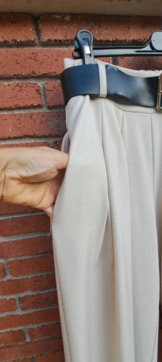 Pantalón Palazzo Beige con Pinzas