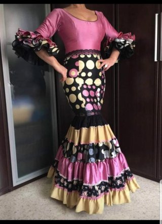 Traje de flamenca multicolor