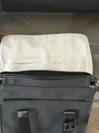 Mochila Qonto Negra