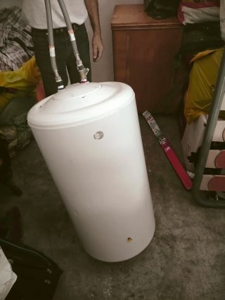 Termo Eléctrico Blanco