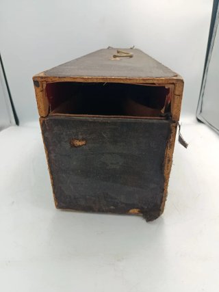 ANTIGUA CORNETA CON ESTUCHE Y ACCESORIOS