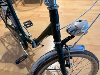 Bicicleta de paseo verde