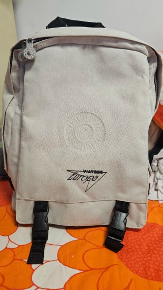 Mochila Viajes Europa Beige y Negra