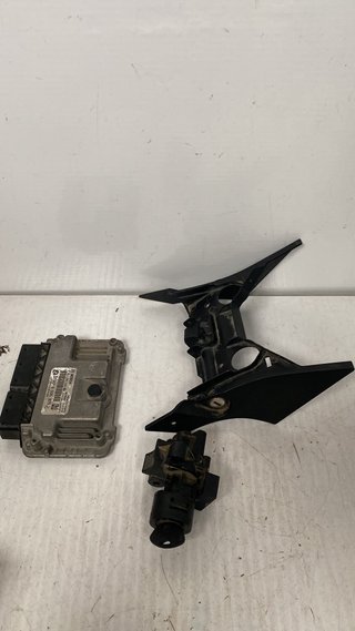 Juego de cerraduras + CDI para BMW F700GS , REF 13618562426