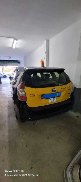 Toyota Prius+ 2017